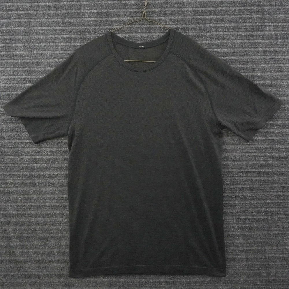 Lululemon Metal Vent Tech Short Sleeve Shirt Mens M Charcoal Grey Athletic